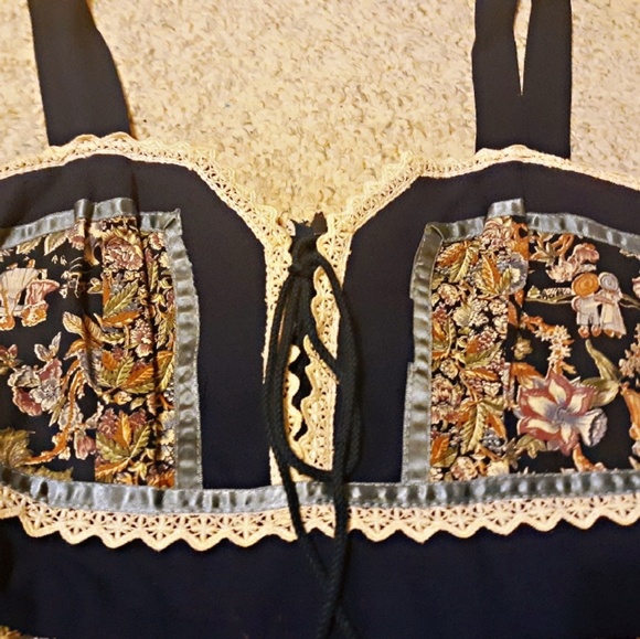 SOLD - Picture 3 of 4